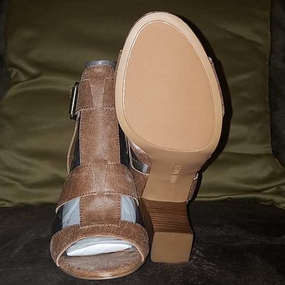 NW Jerianne Leather Dress Sandal - Picture 3 of 5